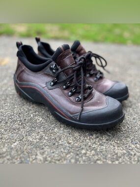 Clarks Mucker Leather Rubber Waterproof Hiking Shoes Women's 6